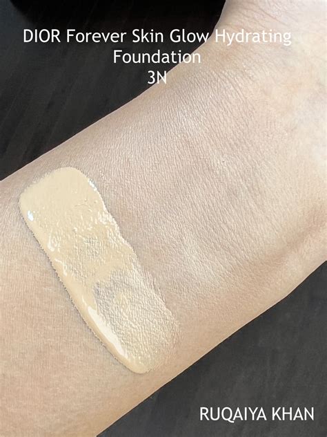 Dior Forever Skin Glow: Hydrating Foundation.